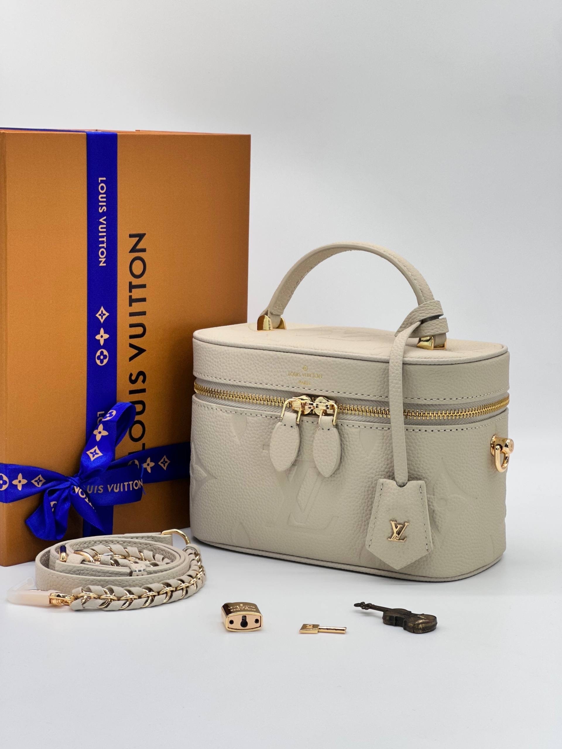 Косметичка Louis Vuitton