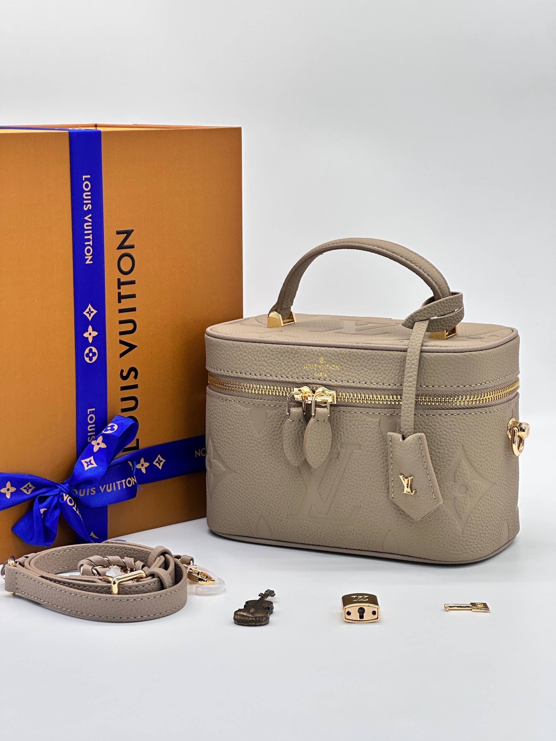 Косметичка Louis Vuitton